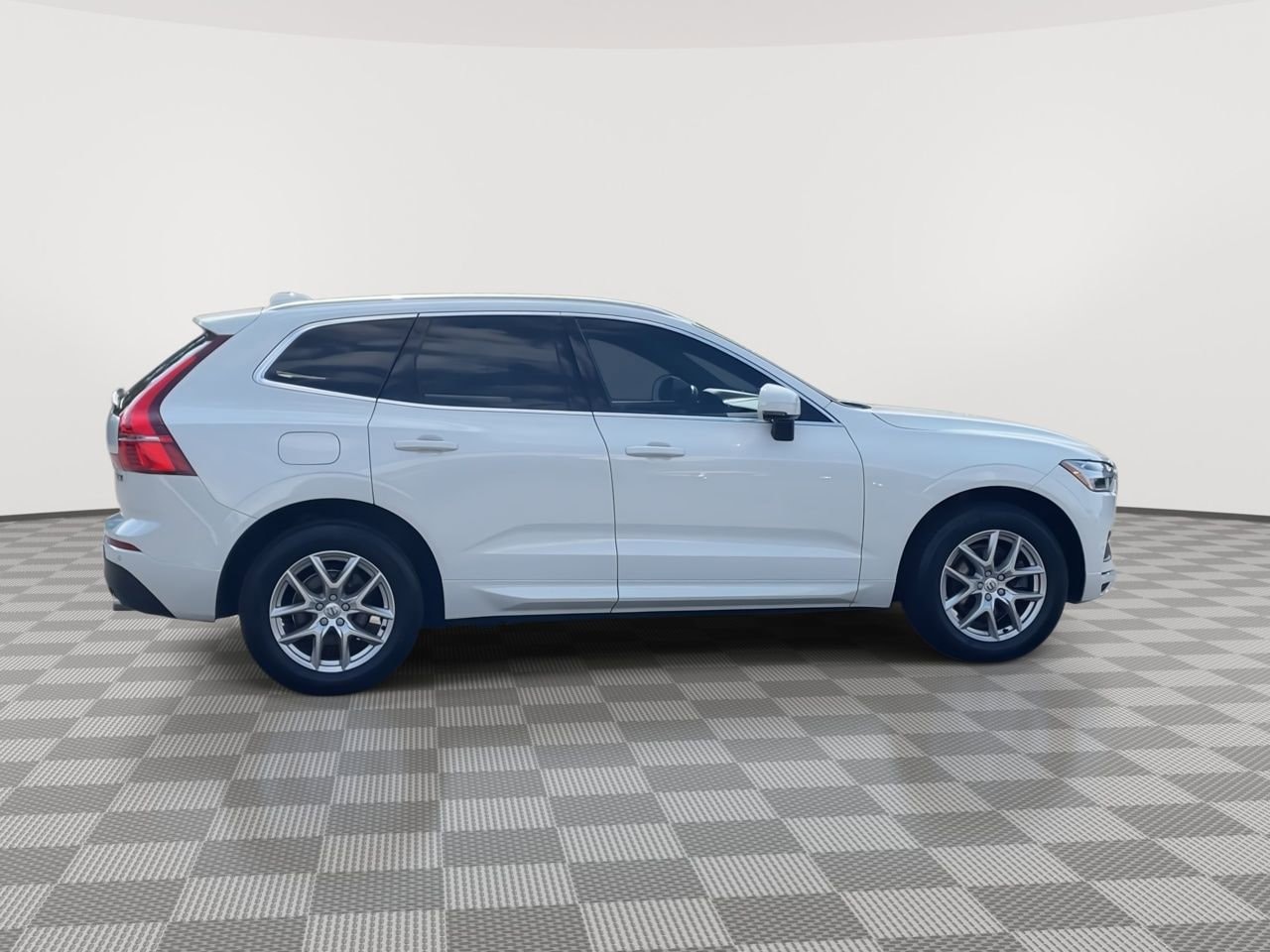 Thumbnail: 2020 Volvo XC60 - 9