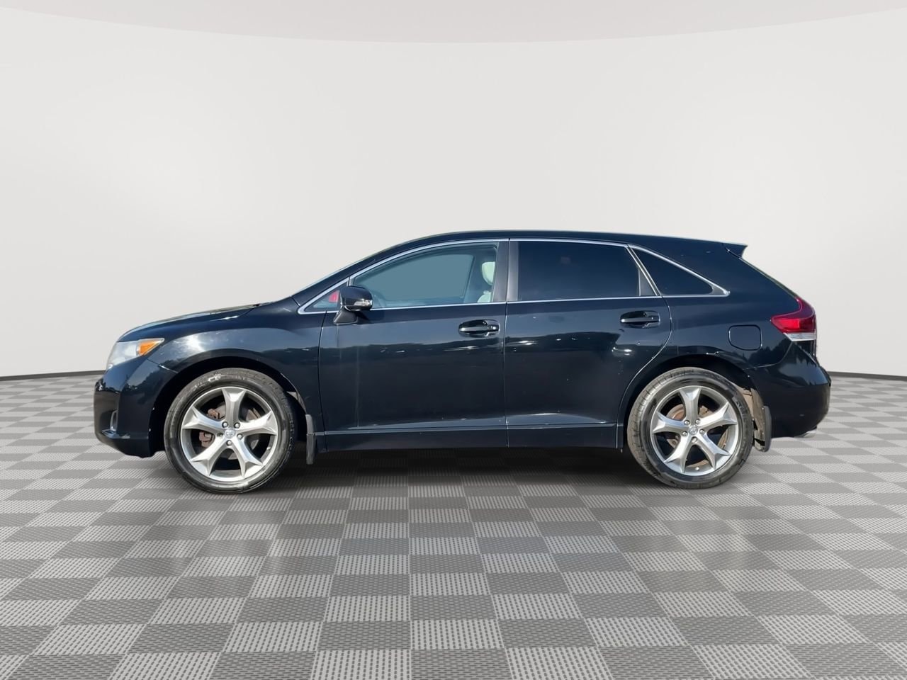 Thumbnail: 2013 Toyota Venza - 5