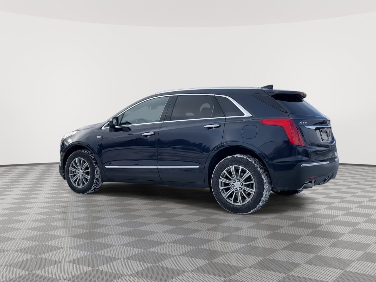 Thumbnail: 2017 Cadillac XT5 - 6