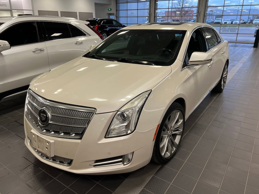 Used 2015 CADILLAC XTS Platinum Car