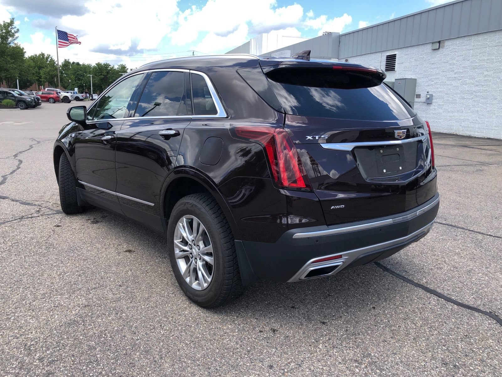 Thumbnail: 2020 Cadillac XT5 - 4