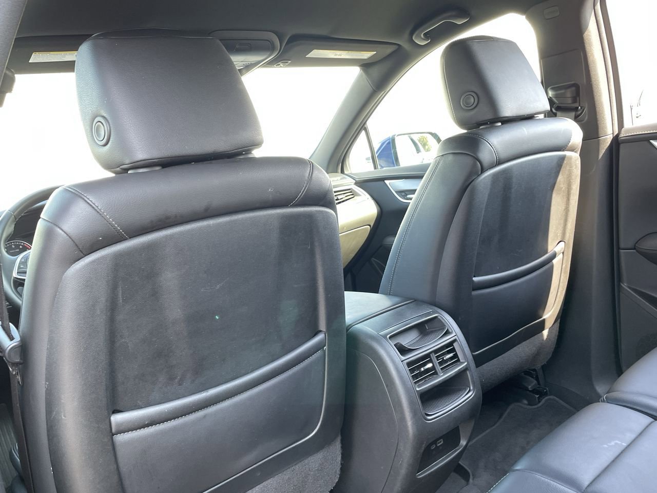 Thumbnail: 2024 Cadillac XT5 - 20