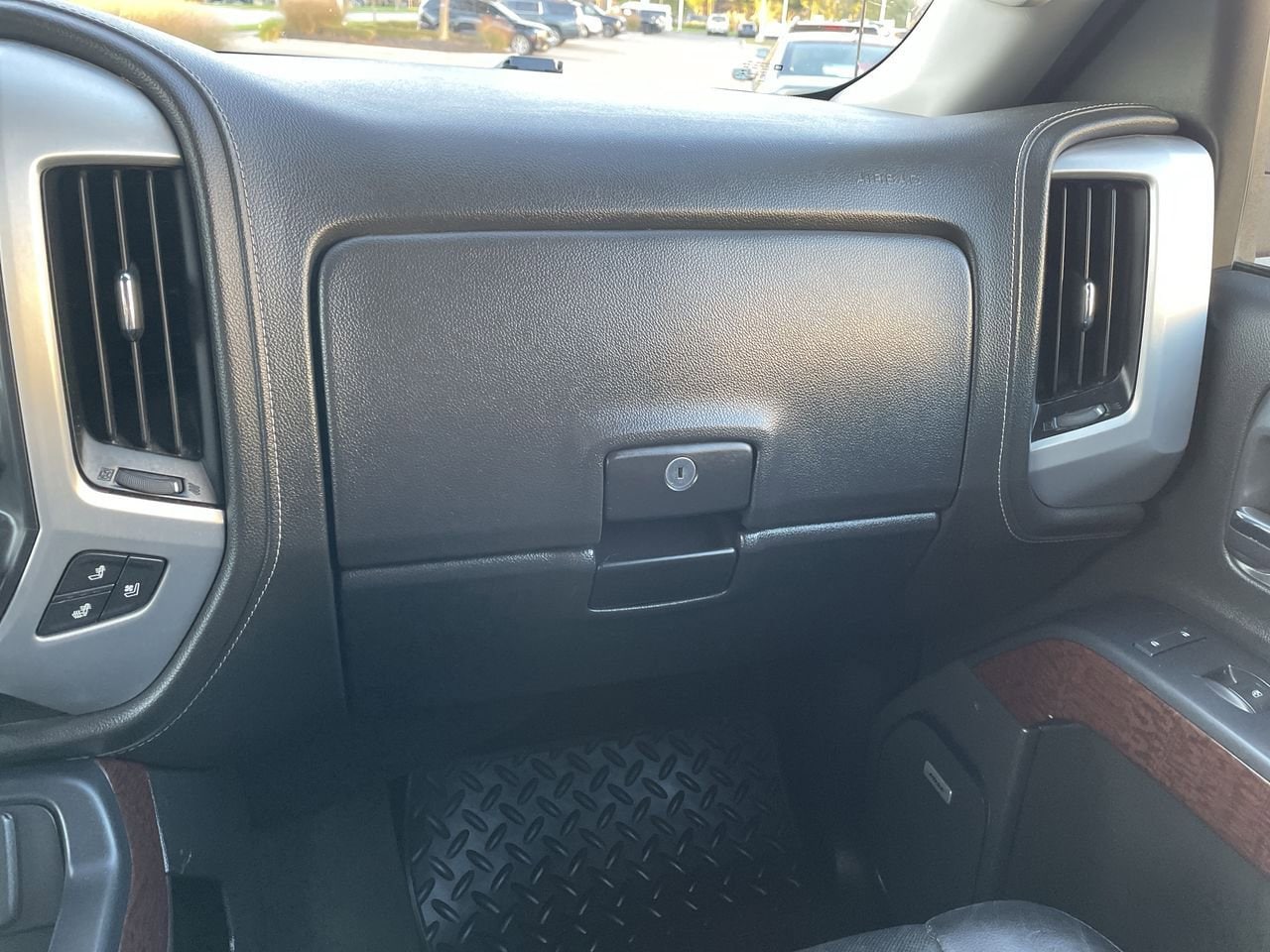 Thumbnail: 2016 GMC Sierra 1500 - 16