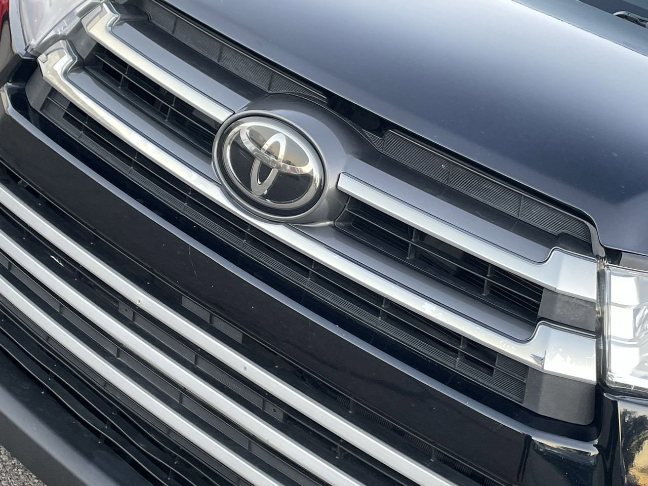 Thumbnail: 2019 Toyota Highlander - 31