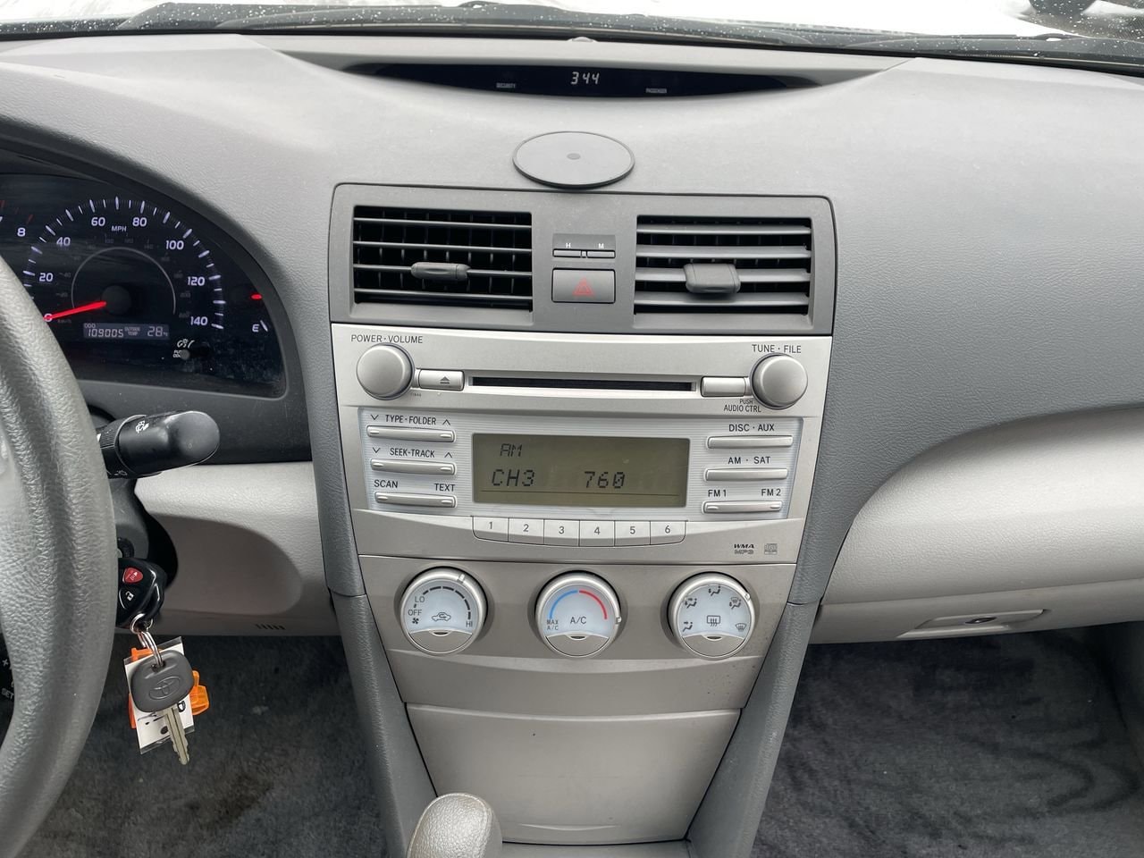 Thumbnail: 2010 Toyota Camry - 13