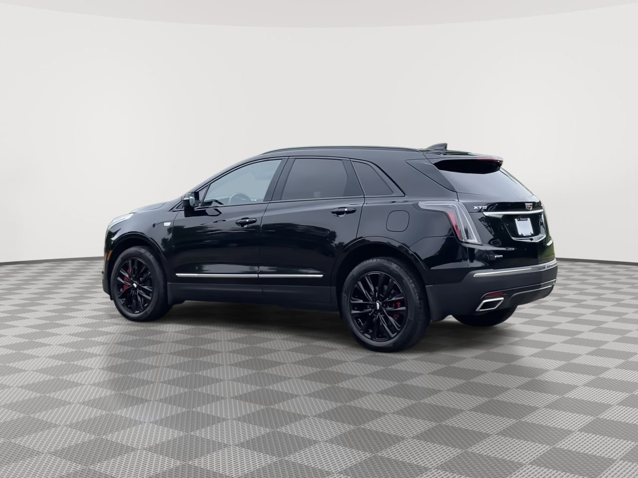 Thumbnail: 2022 Cadillac XT5 - 6