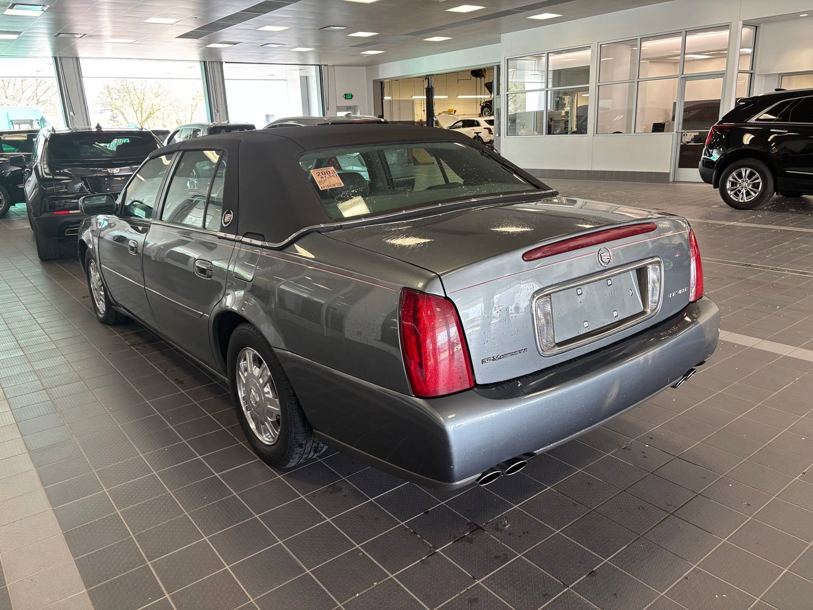 Thumbnail: 2003 Cadillac DeVille - 2