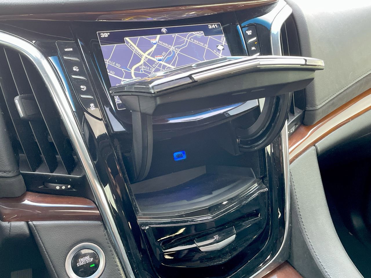 Thumbnail: 2018 Cadillac Escalade - 37