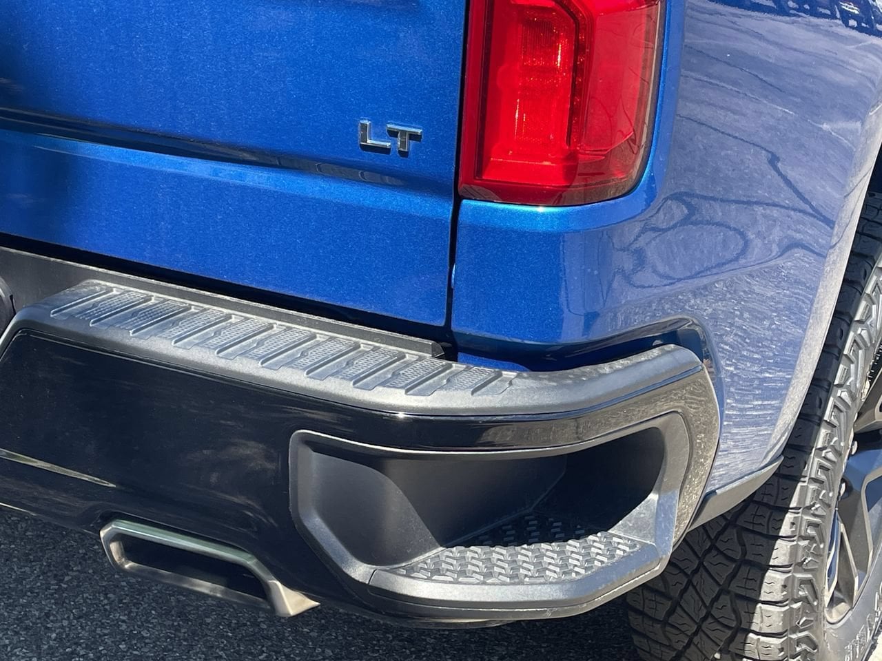 Thumbnail: 2023 Chevrolet Silverado 1500 - 38
