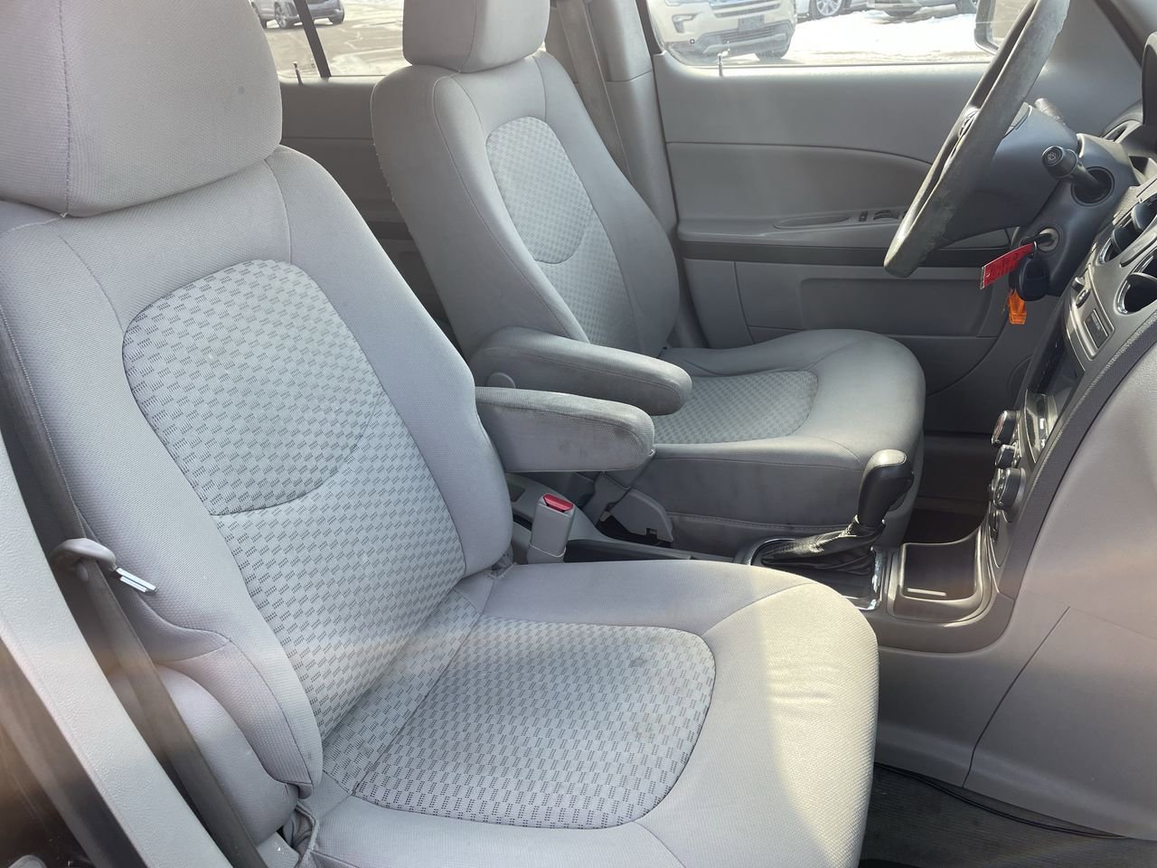 Thumbnail: 2010 Chevrolet HHR - 14