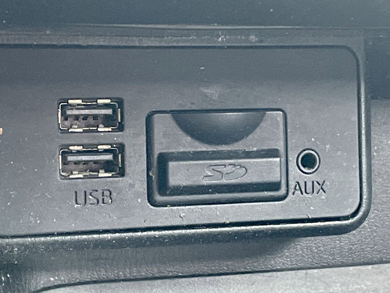 Thumbnail: 2016 Mazda Mazda3 - 23