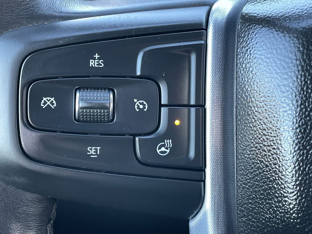 Thumbnail: 2022 GMC Sierra 2500 - 22