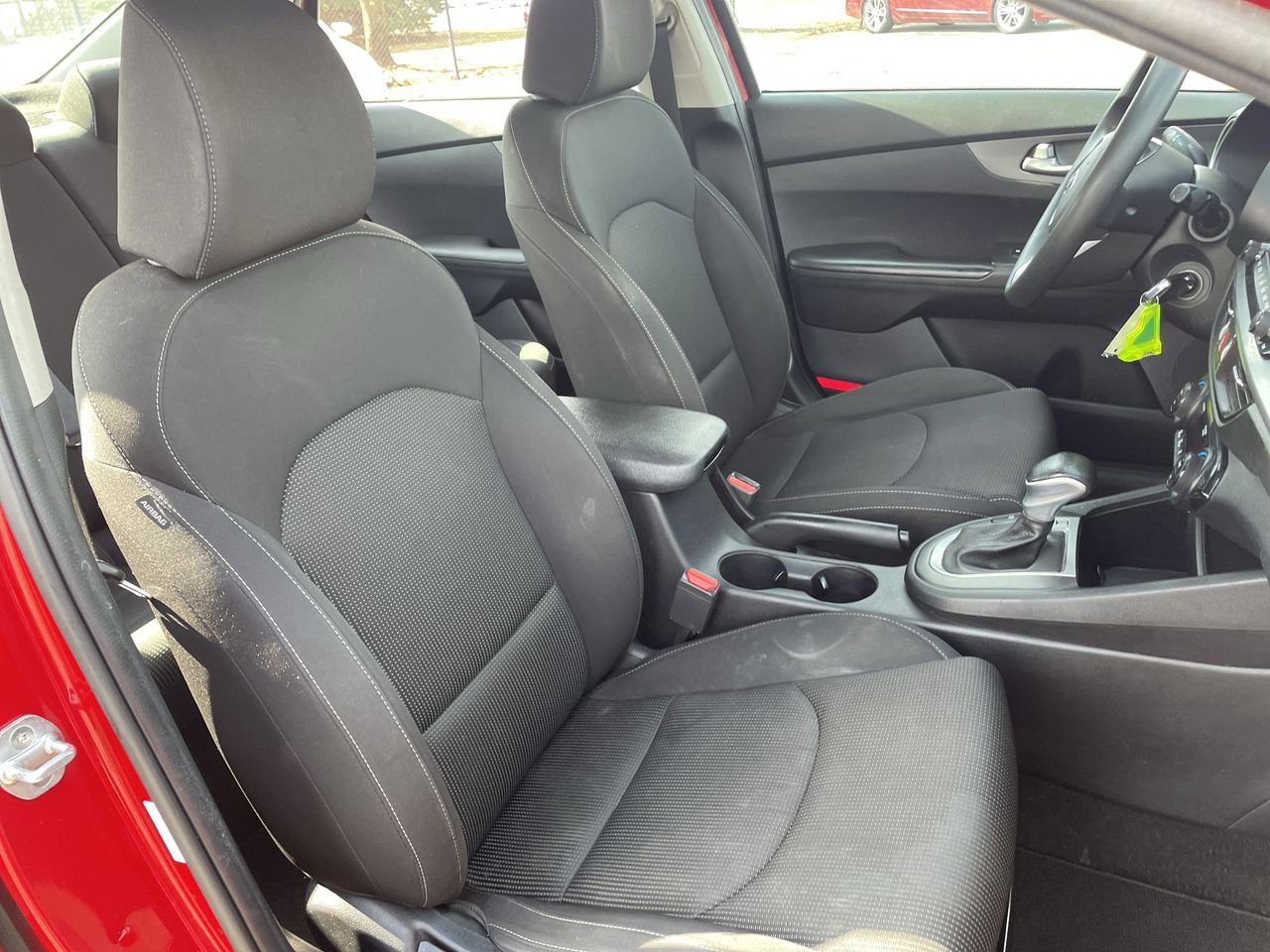 Thumbnail: 2019 Kia Forte - 14