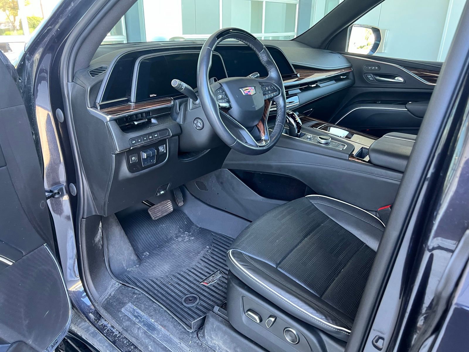Thumbnail: 2023 Cadillac Escalade - 5