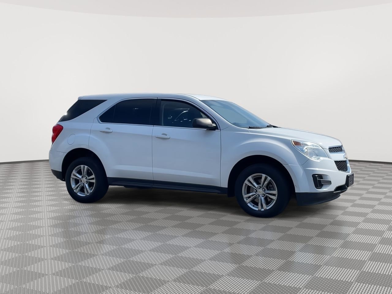 Thumbnail: 2015 Chevrolet Equinox - 2