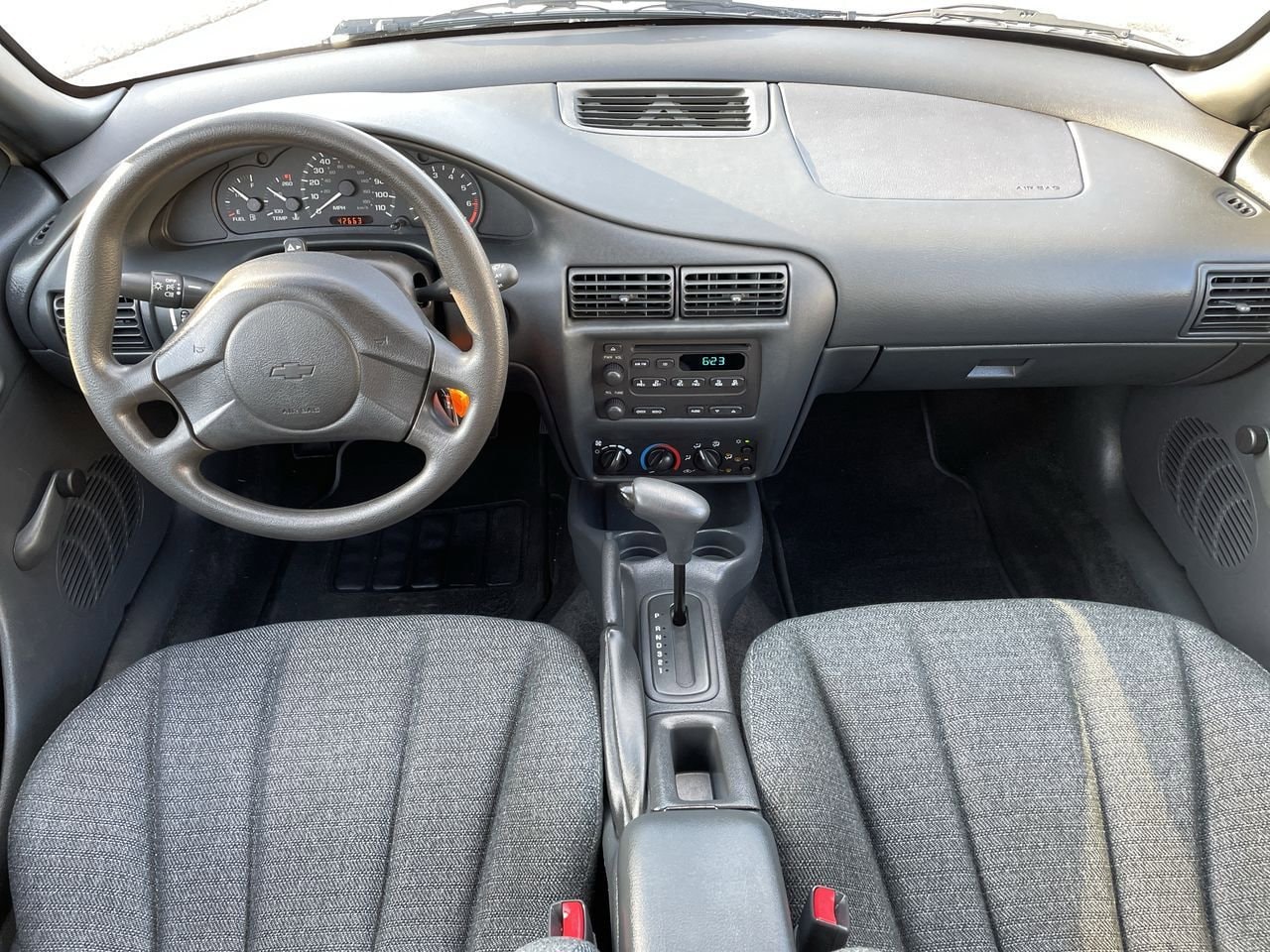 Thumbnail: 2005 Chevrolet Cavalier - 20