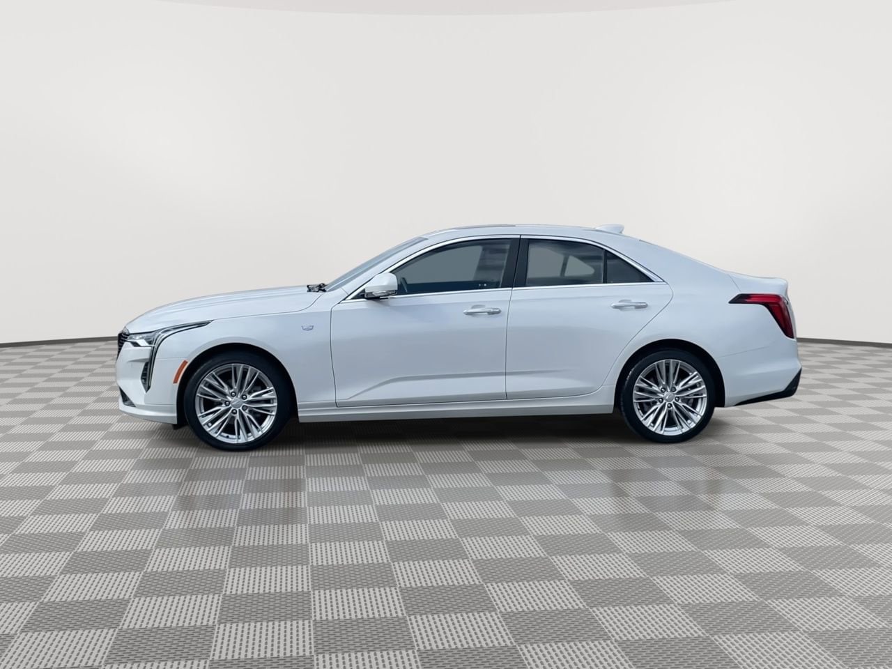 Thumbnail: 2023 Cadillac CT4 - 5