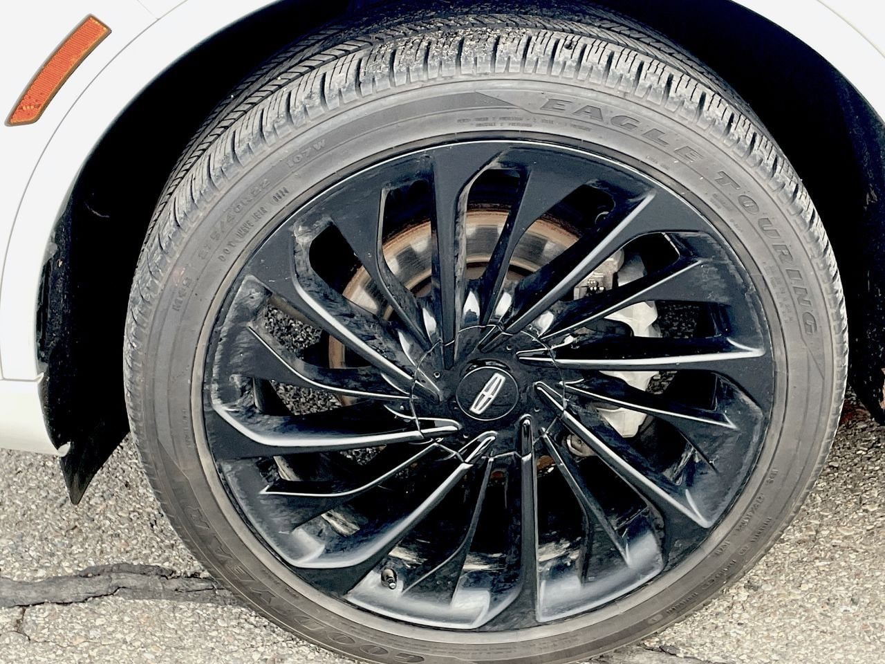 Thumbnail: 2024 Lincoln Aviator - 41