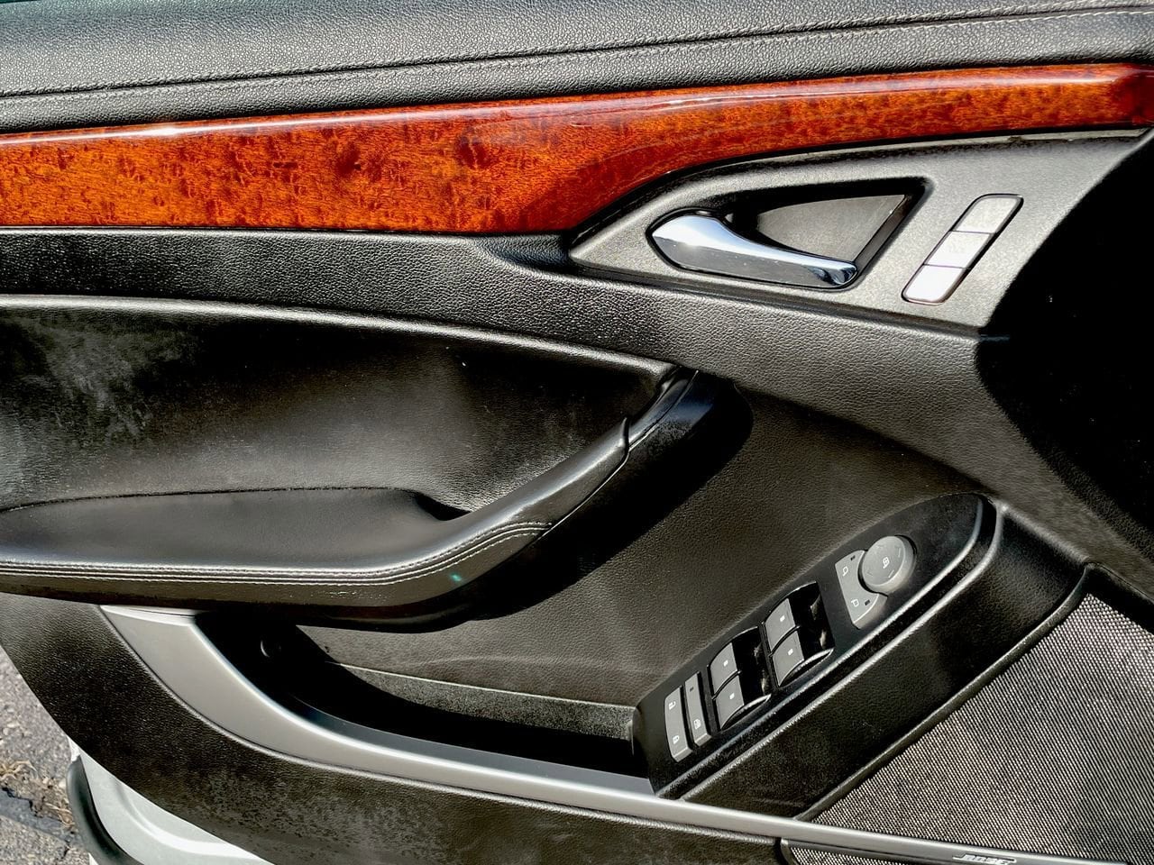 Thumbnail: 2011 Cadillac CTS - 29