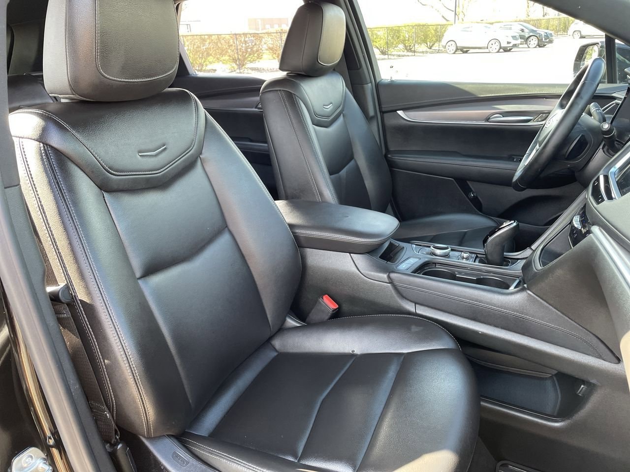 Thumbnail: 2024 Cadillac XT5 - 14