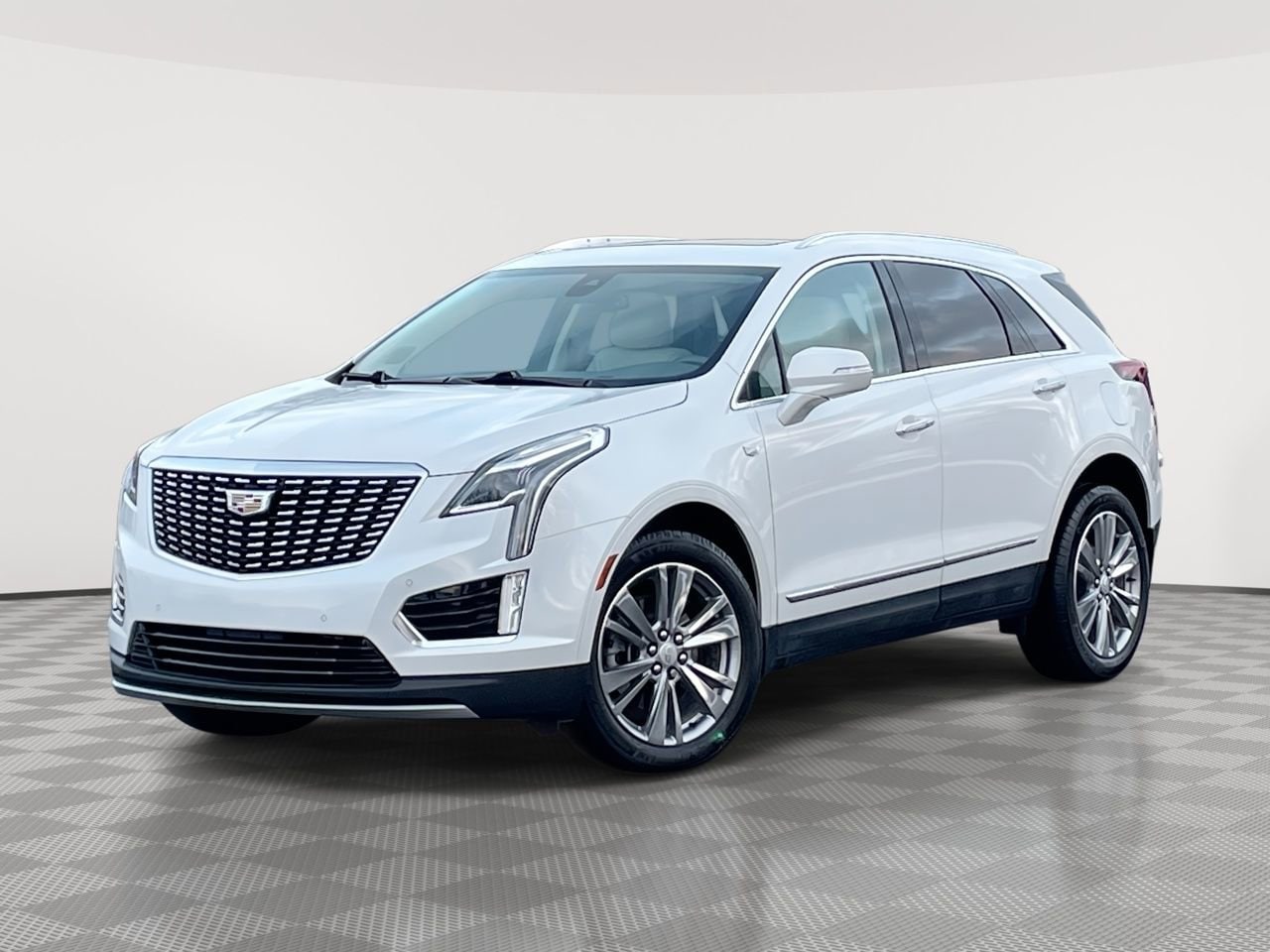 Thumbnail: 2023 Cadillac XT5 - 1
