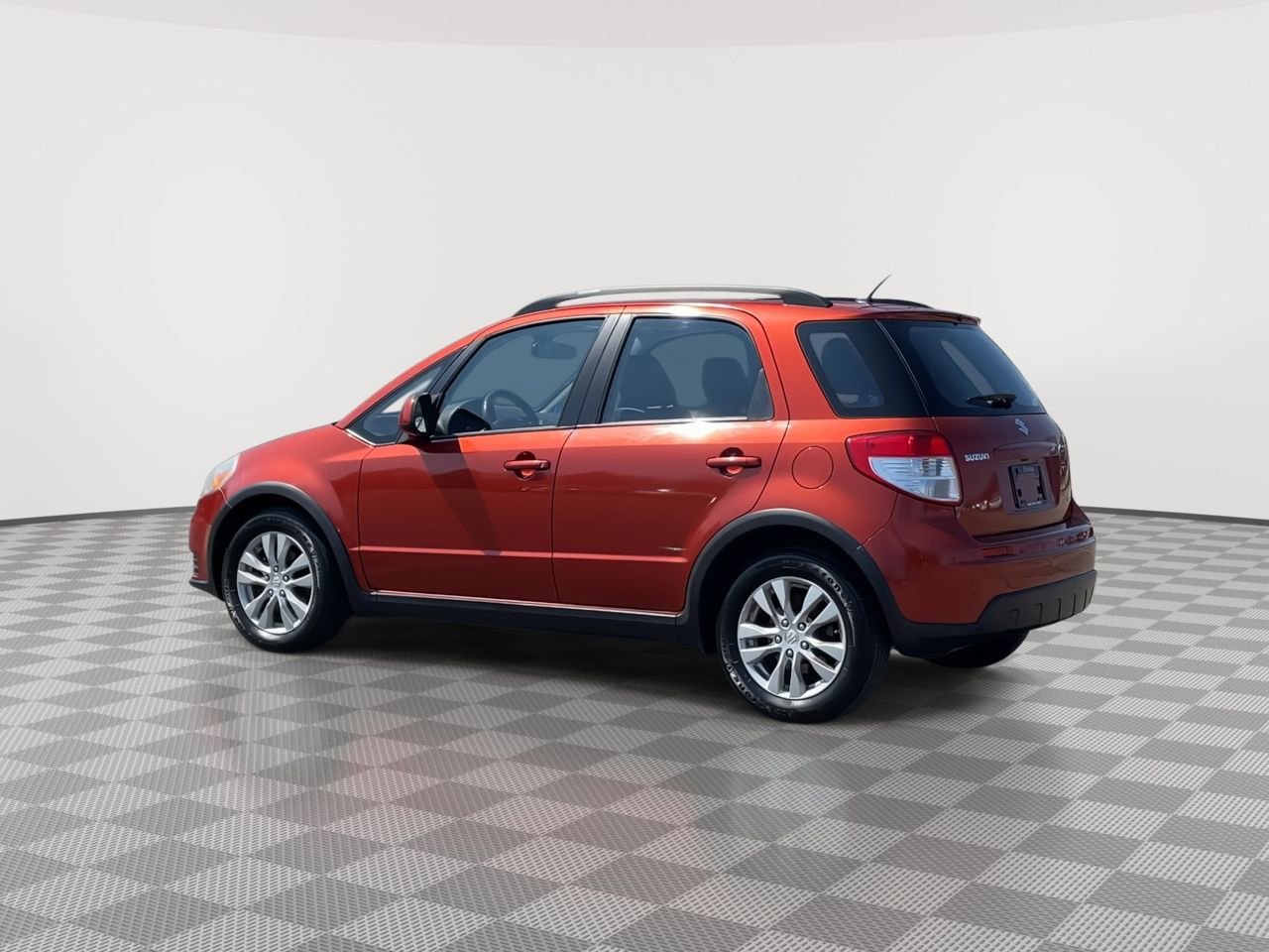 Thumbnail: 2013 Suzuki SX4 - 6