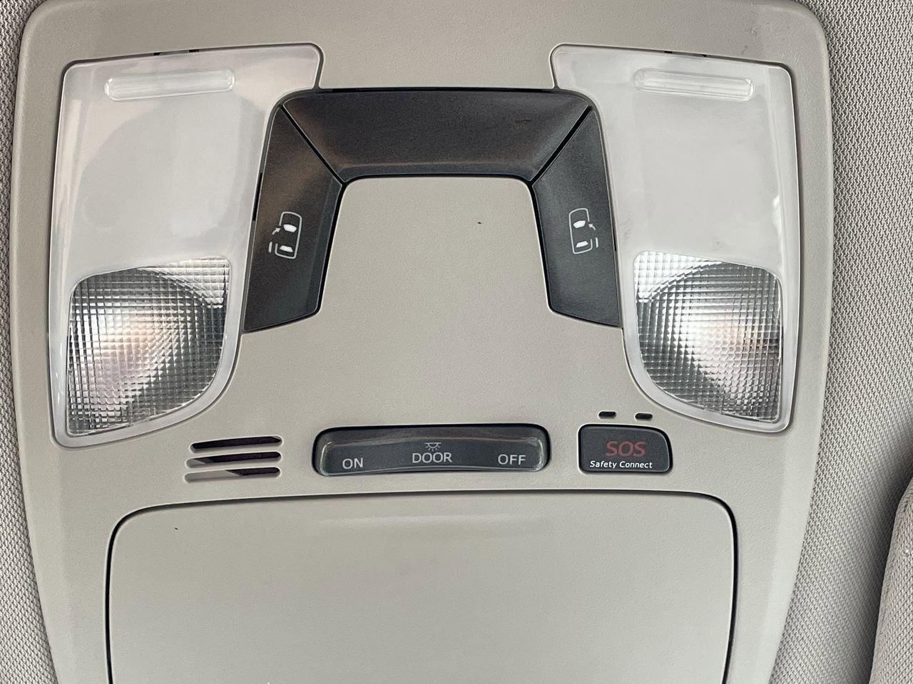 Thumbnail: 2019 Toyota Sienna - 28