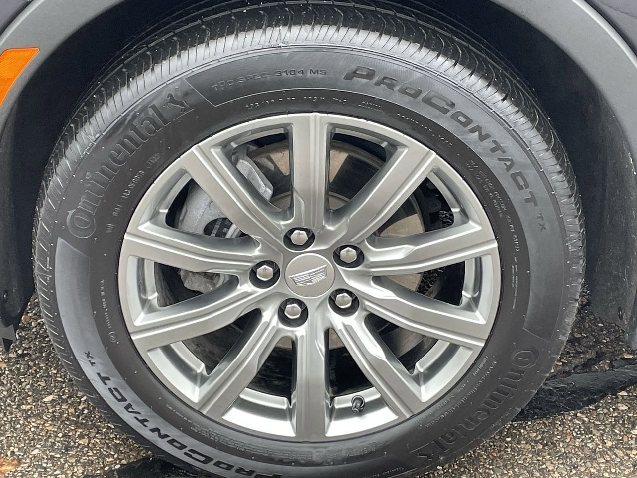 Thumbnail: 2023 Cadillac XT4 - 39