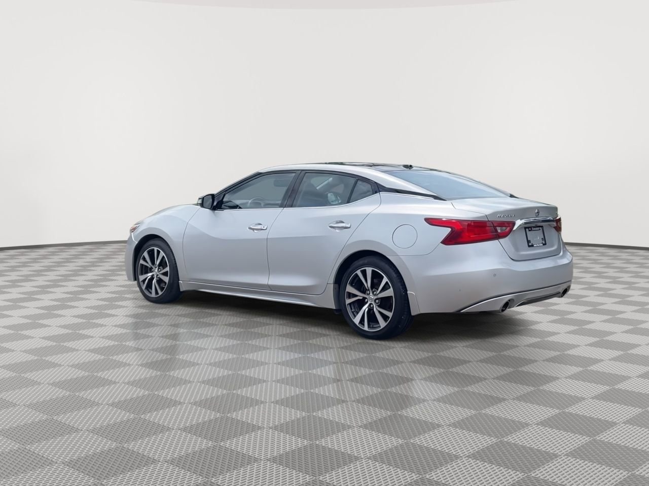 Thumbnail: 2016 Nissan Maxima - 6