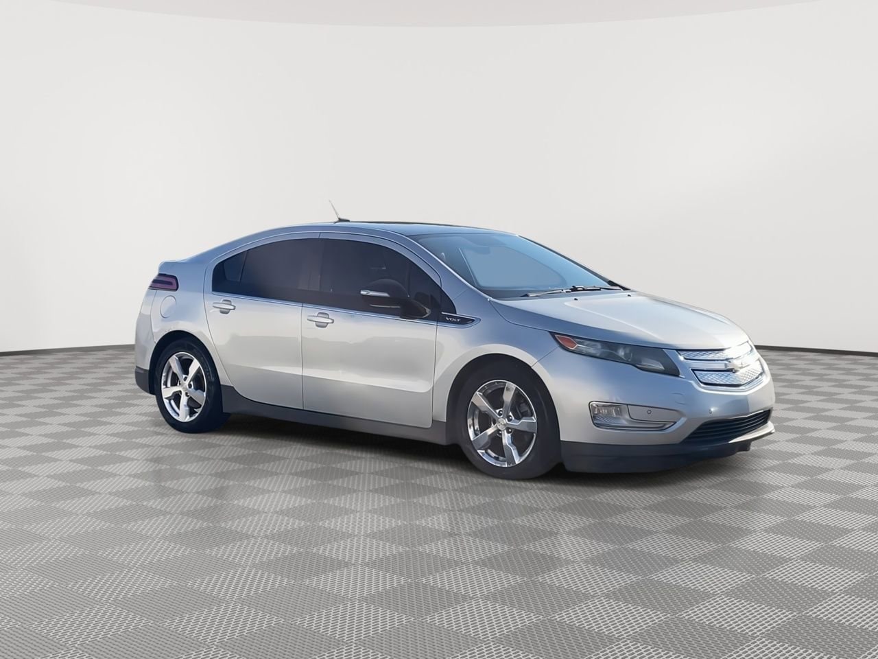 Thumbnail: 2011 Chevrolet Volt - 2