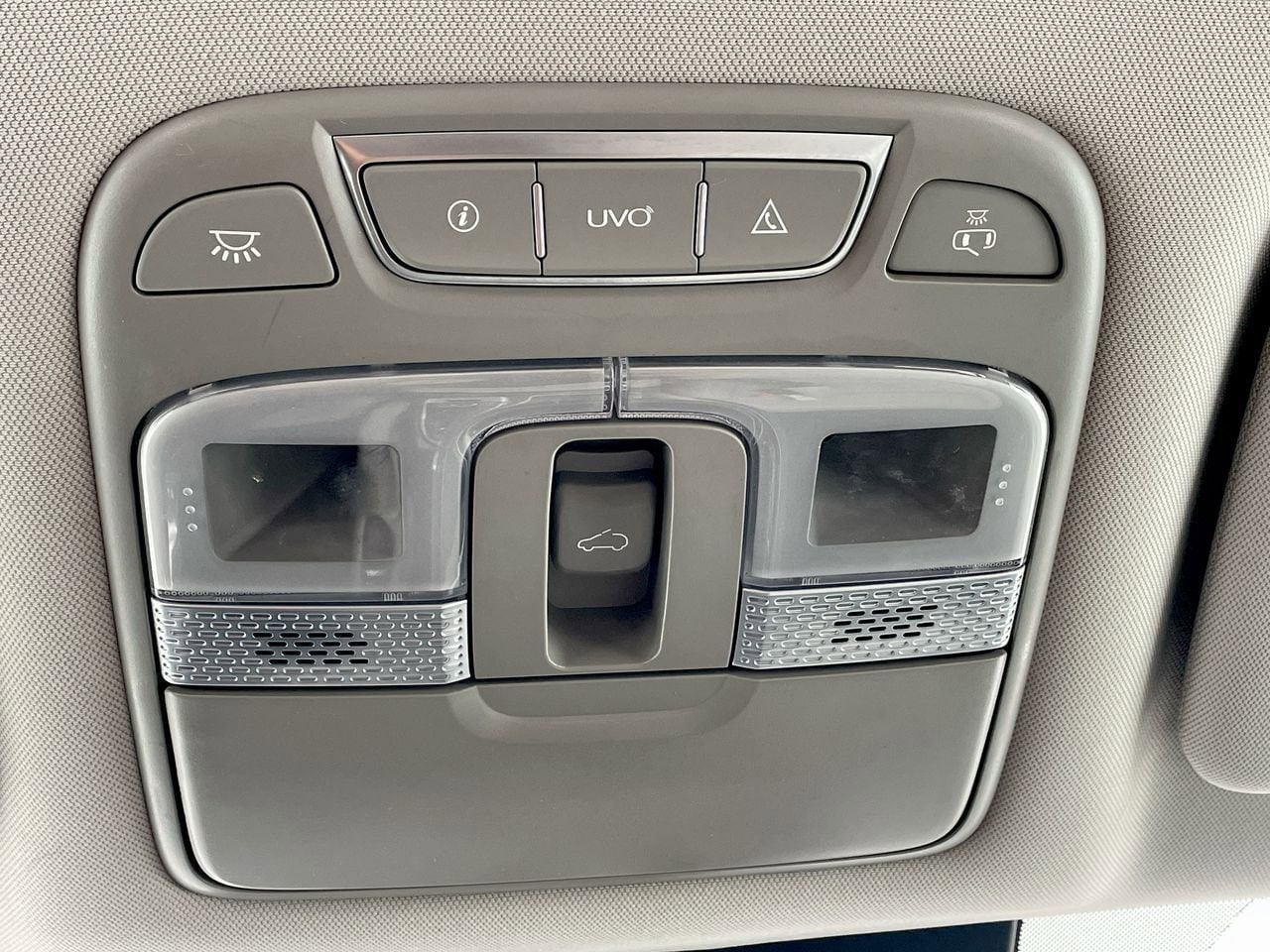 Thumbnail: 2021 Kia Telluride - 31