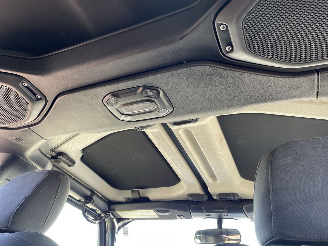 Thumbnail: 2019 Jeep Wrangler - 20