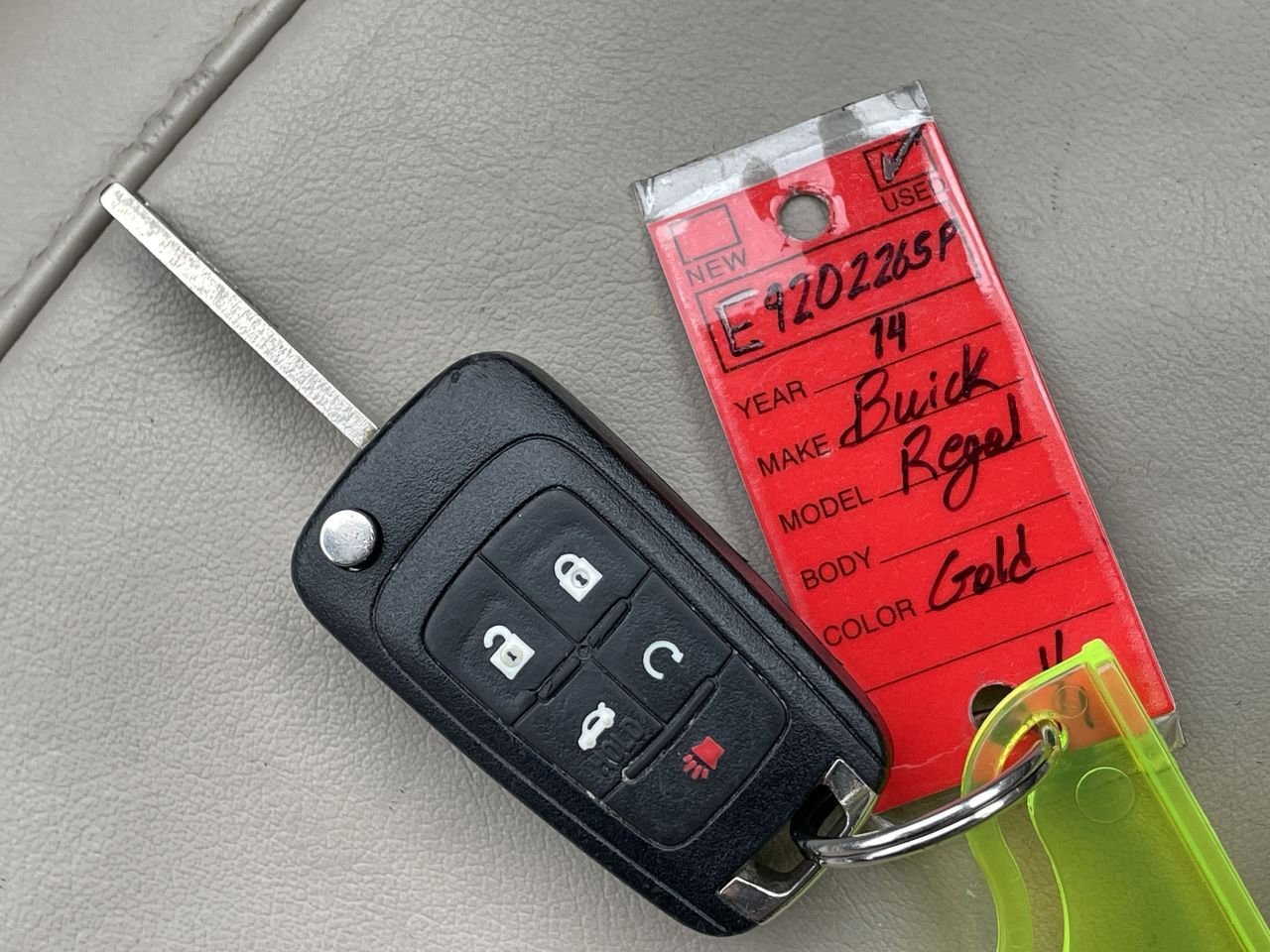 Thumbnail: 2014 Buick Regal - 30