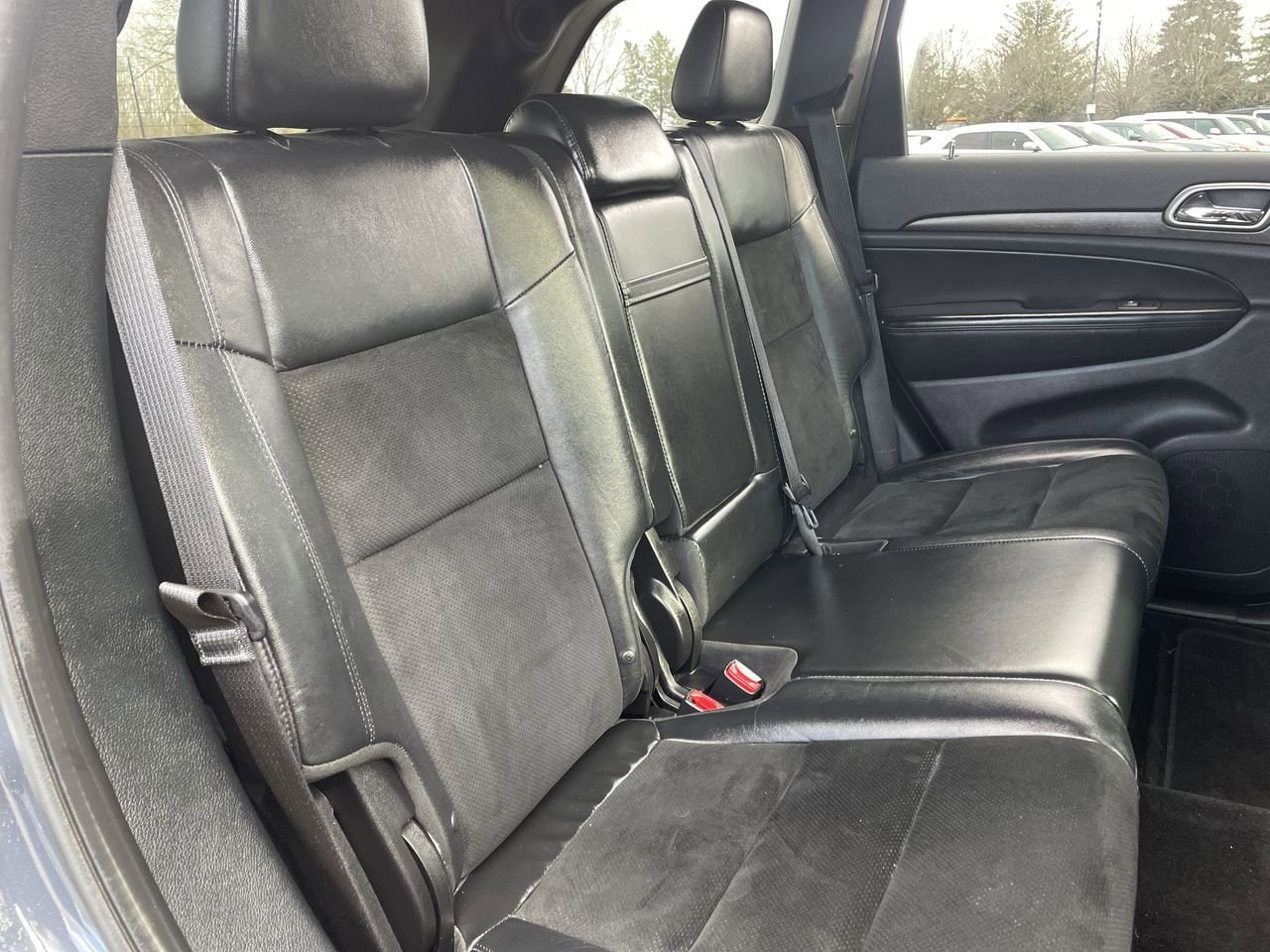 Thumbnail: 2017 Jeep Grand Cherokee - 15