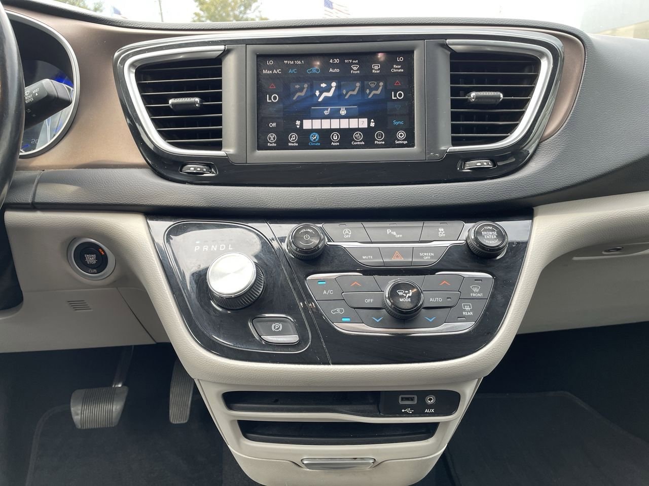 Thumbnail: 2019 Chrysler Pacifica - 13