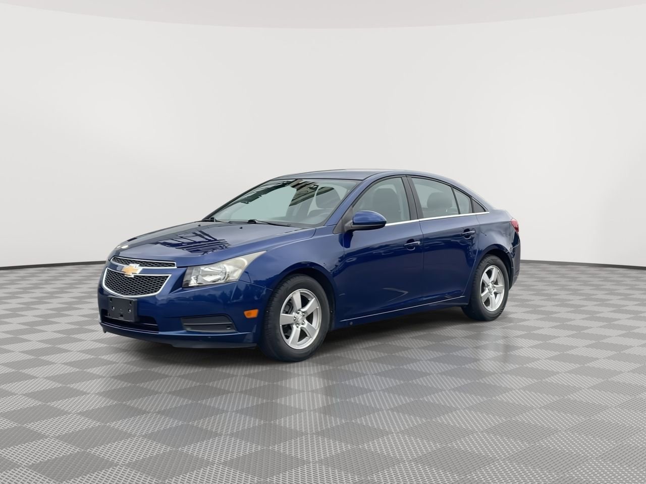 Thumbnail: 2013 Chevrolet Cruze - 4
