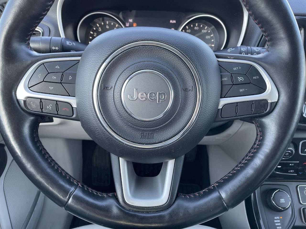 Thumbnail: 2018 Jeep Compass - 10