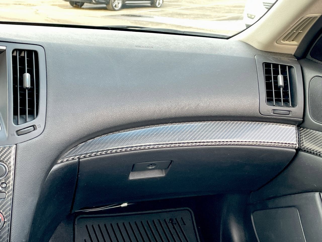 Thumbnail: 2012 INFINITI G37 - 16