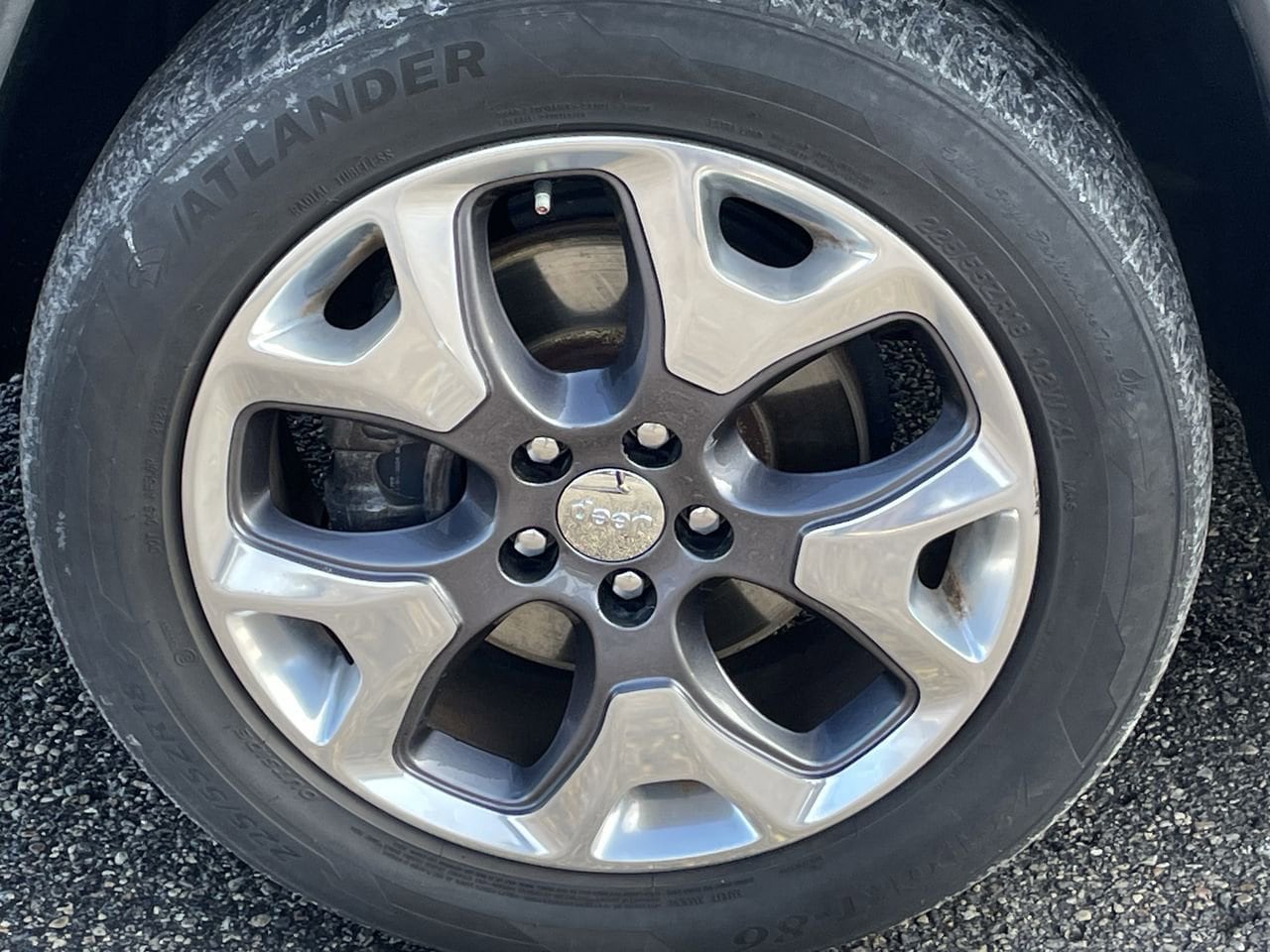 Thumbnail: 2018 Jeep Compass - 39