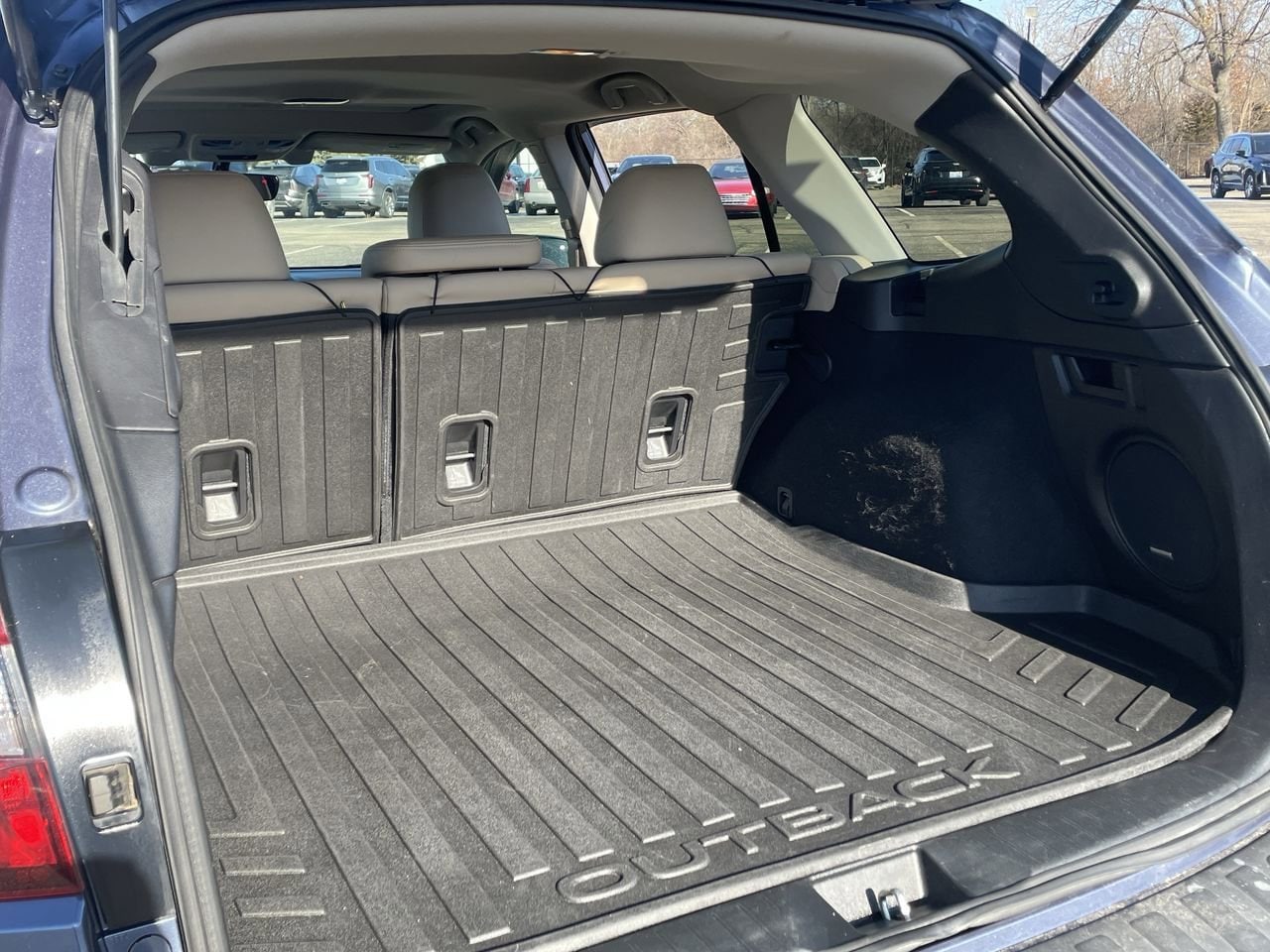 Thumbnail: 2017 Subaru Outback - 17