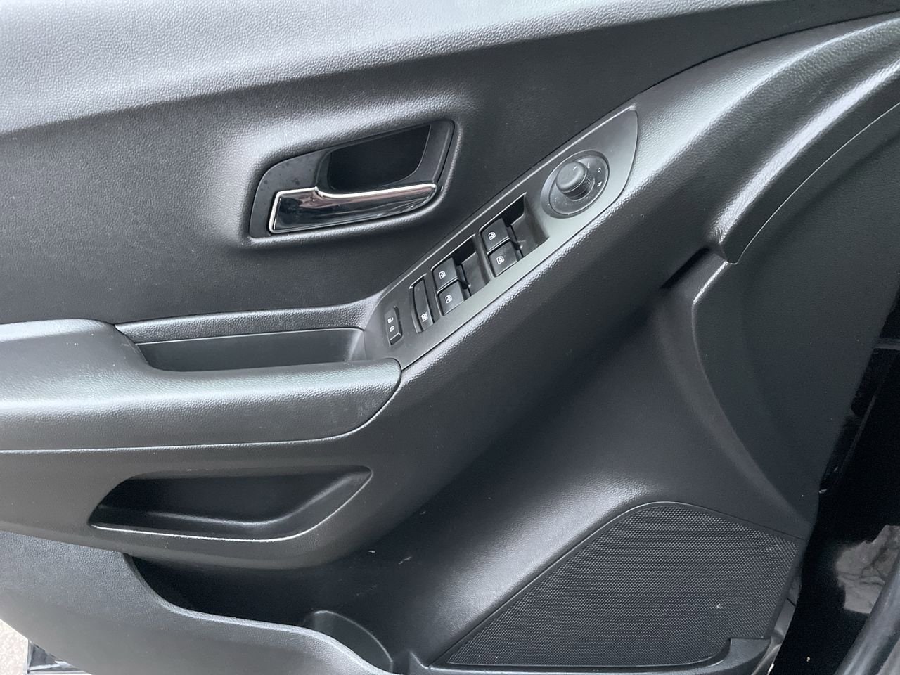 Thumbnail: 2019 Chevrolet Trax - 28