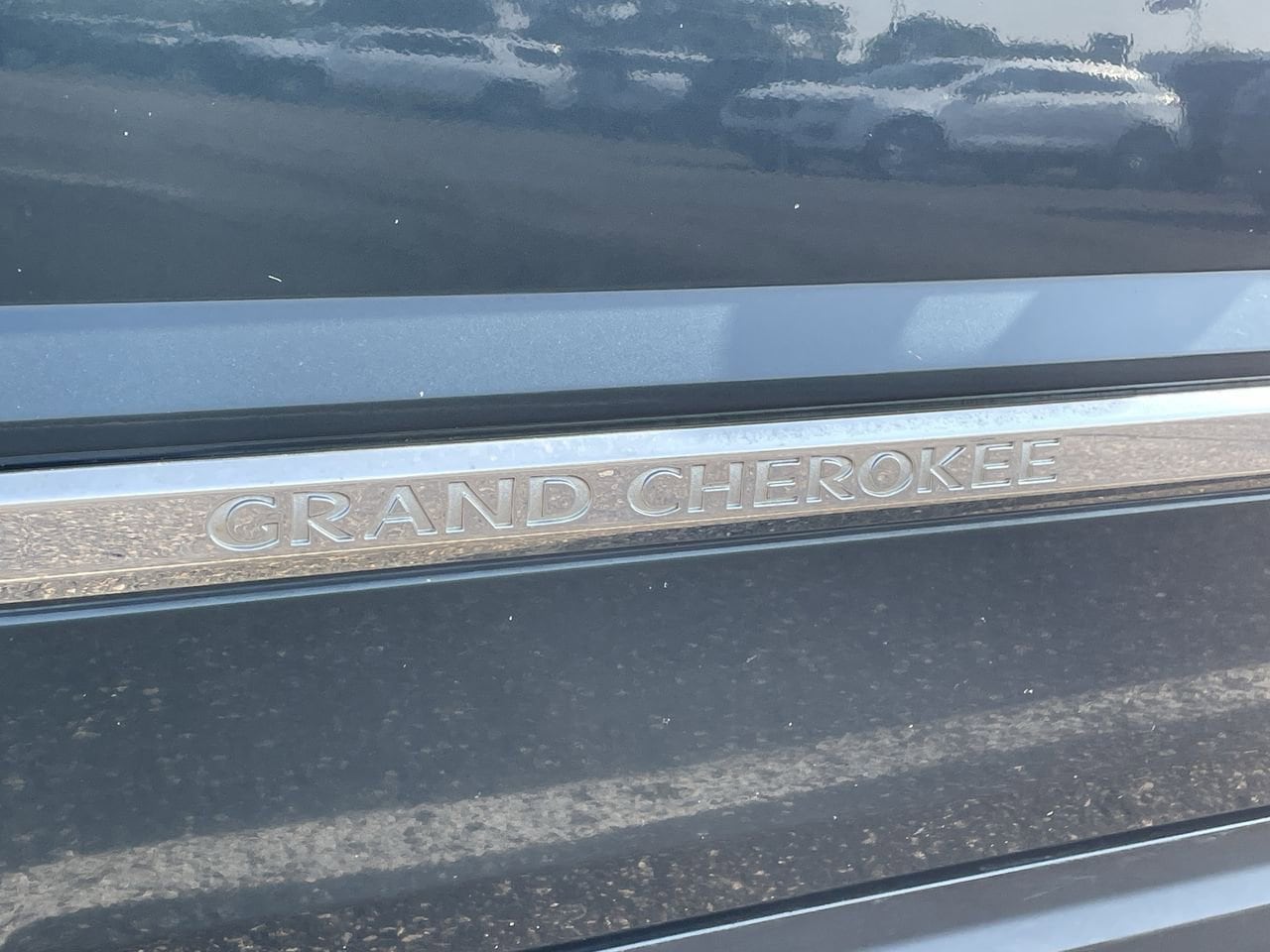 Thumbnail: 2005 Jeep Grand Cherokee - 36