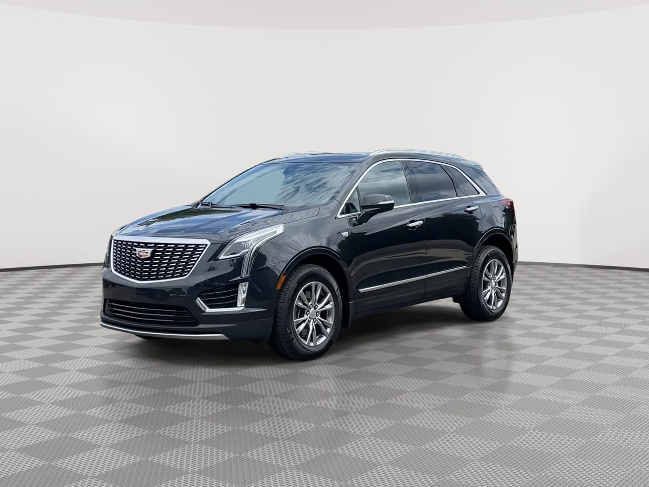 Thumbnail: 2020 Cadillac XT5 - 4
