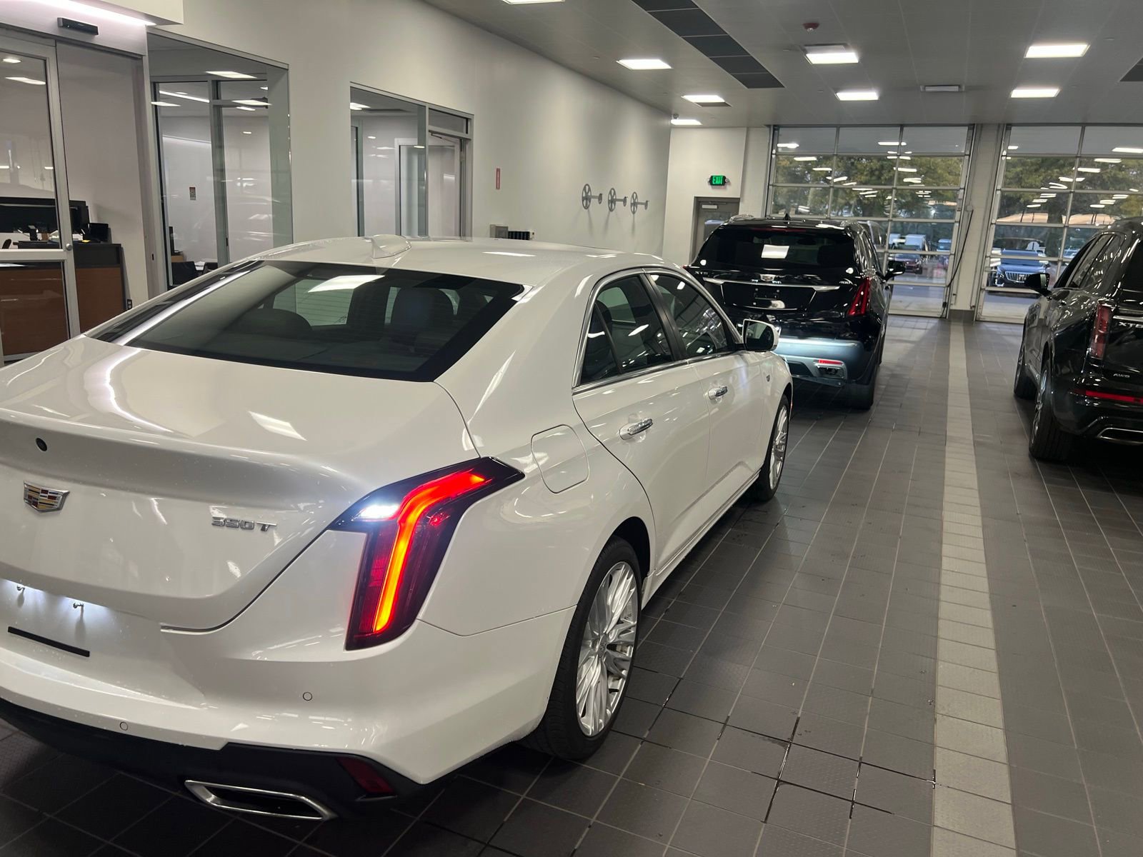 Thumbnail: 2023 Cadillac CT4 - 3