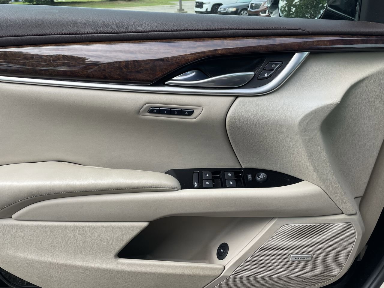 Thumbnail: 2013 Cadillac XTS - 32