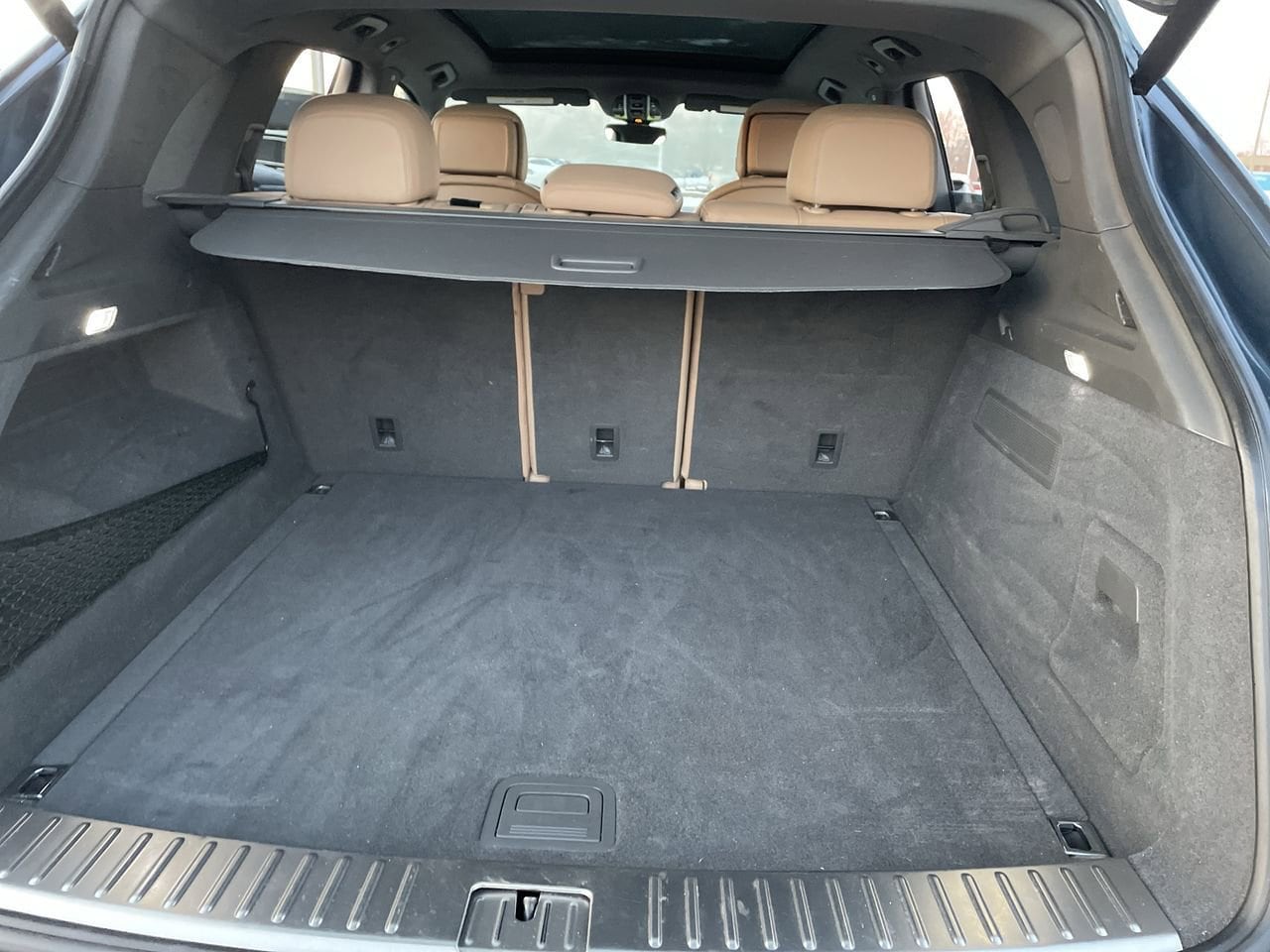 Thumbnail: 2019 Porsche Cayenne - 17