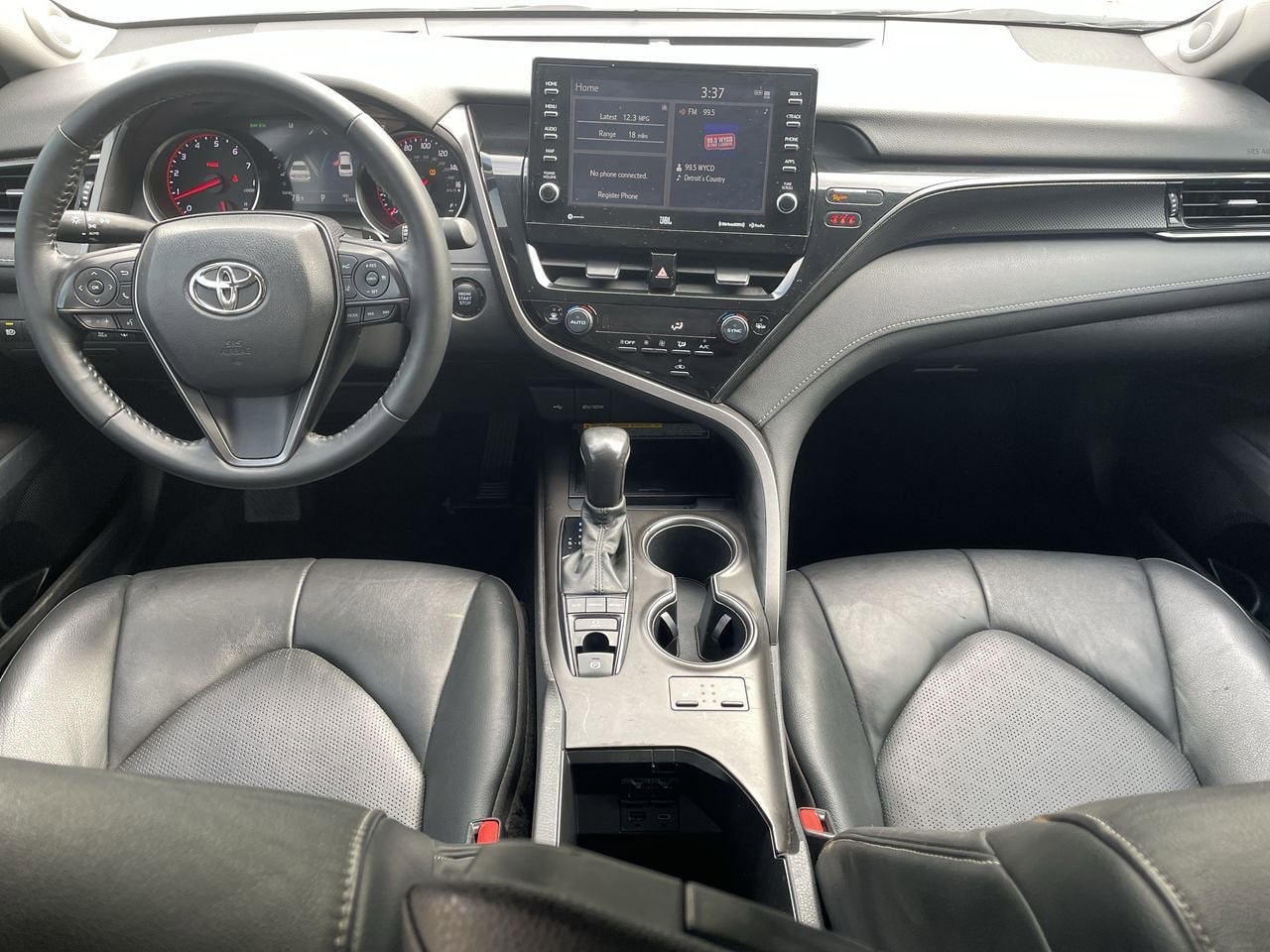 Thumbnail: 2021 Toyota Camry - 23