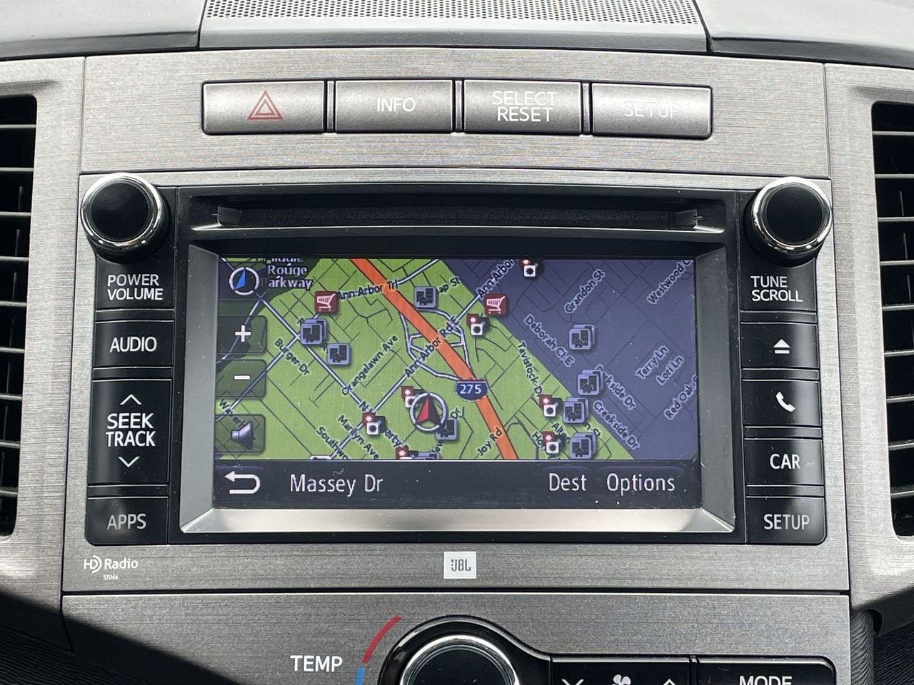 Thumbnail: 2013 Toyota Venza - 22