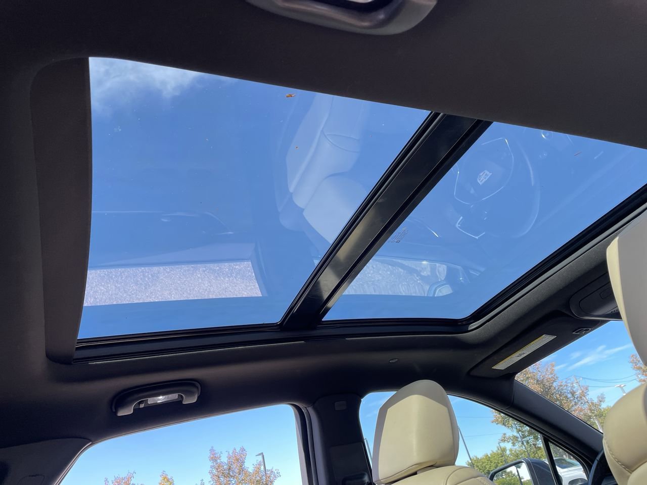Thumbnail: 2019 Cadillac XT5 - 21
