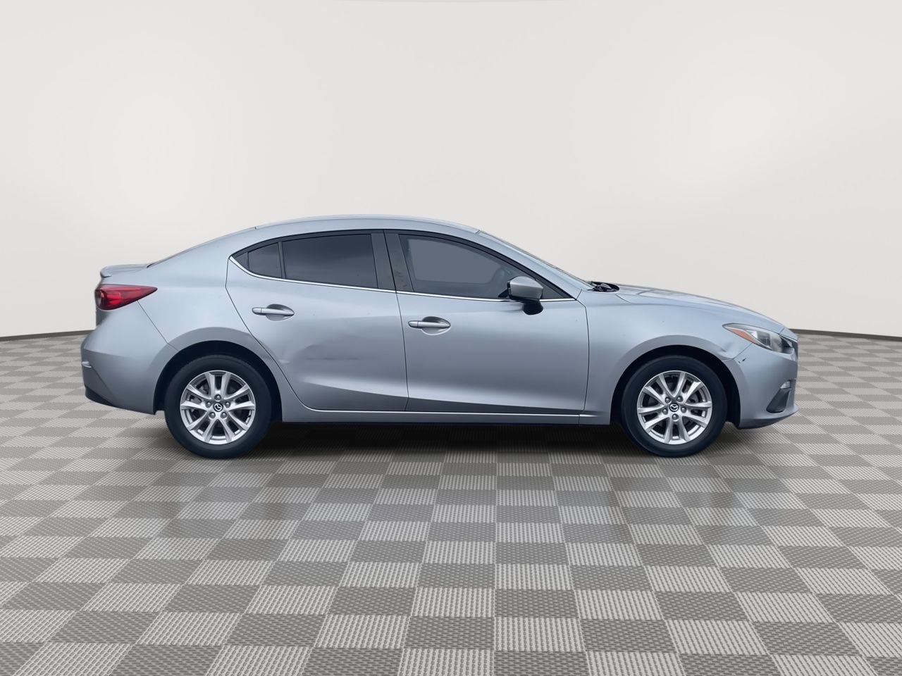 Thumbnail: 2016 Mazda Mazda3 - 9